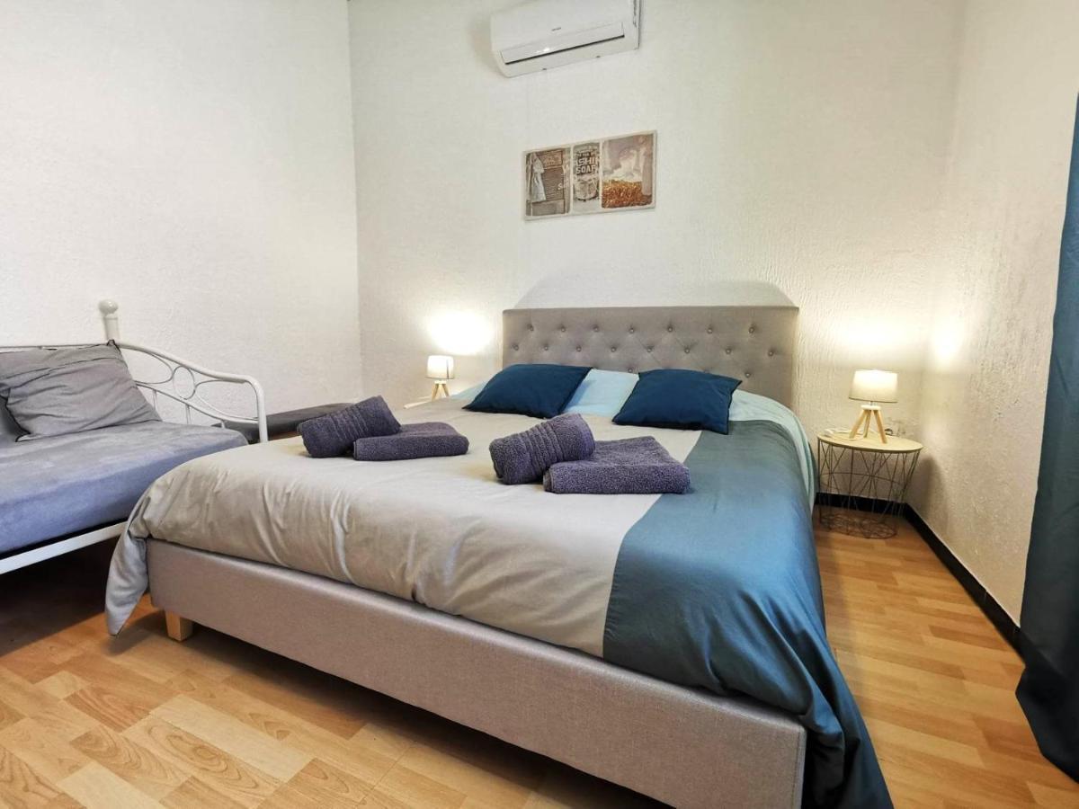 L'Hypercentre - Clim - Terrasse - Wifi Apartman Miramas Kültér fotó