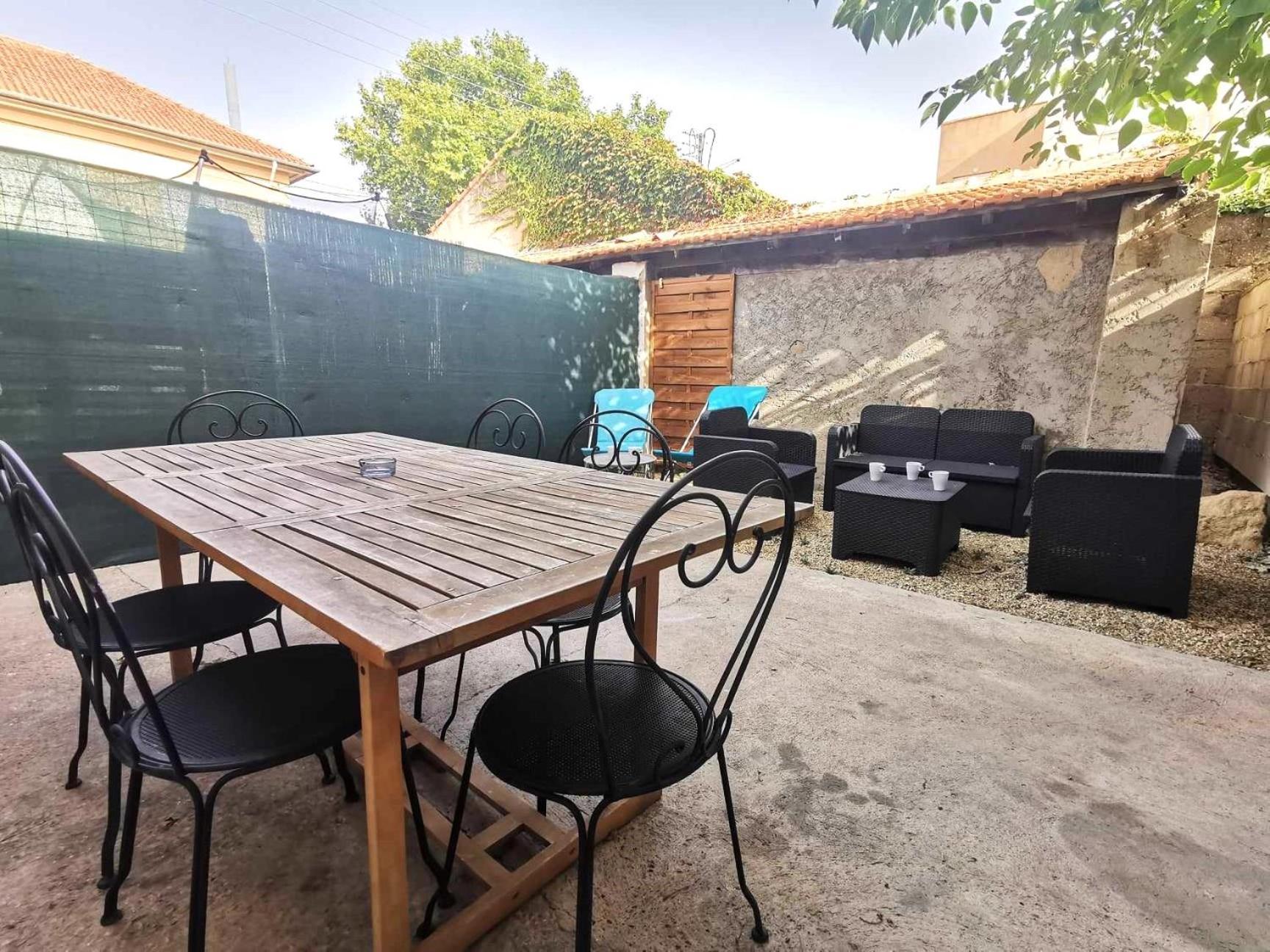 L'Hypercentre - Clim - Terrasse - Wifi Apartman Miramas Kültér fotó